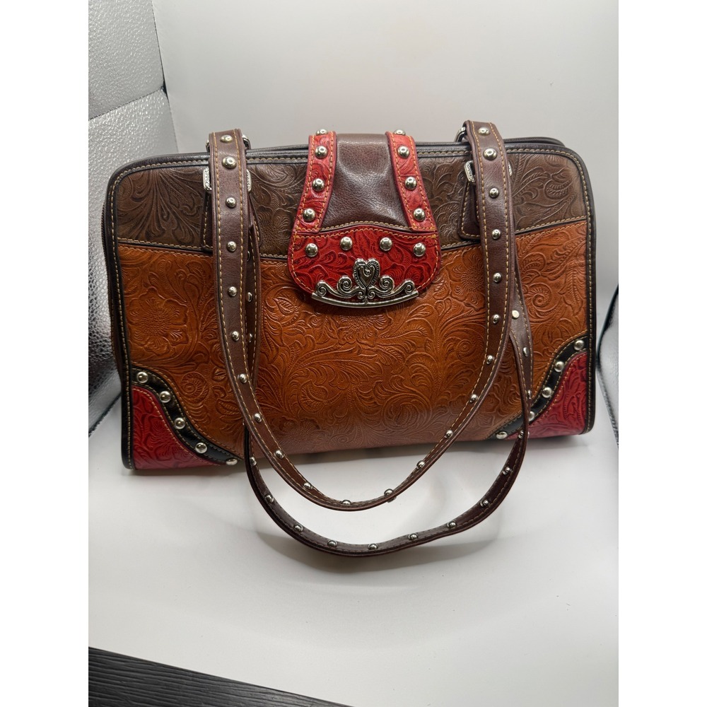 M.C. Vintage 1990s Women Large  Western Tooled Studded Heart Shoulder bag purse